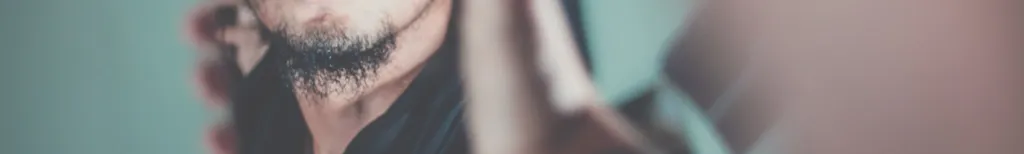 På dejt med en narcissist – detta bör du tänka på!